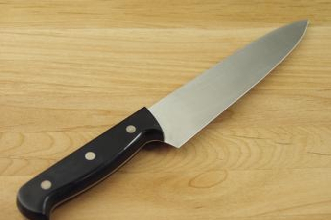 Klaipėdoje tėvas peiliu sužalojo mažametį sūnų