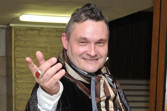 Garsusis mados istorikas A. Vasiljevas kelnes perka Vilniuje?