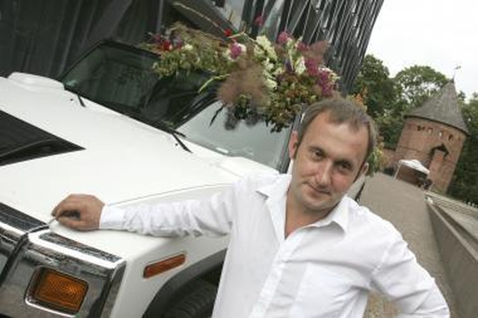 Atsirado po "DiDi" festivalio dingę Modesto Vasiliausko drabužiai
