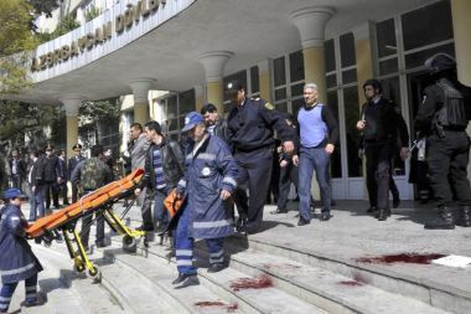 Gruzinas Azerbaidžano akademijoje surengė žudynes