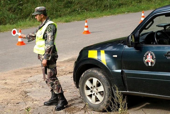 Varėnos pasieniečiai sulaikė šešis nelegalus iš Gruzijos