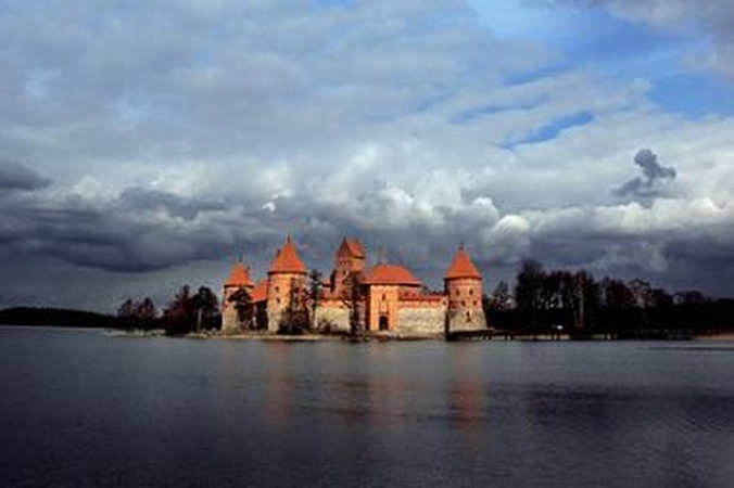 Lieptų nuomos klausimai perduoti Trakų savivaldybei 