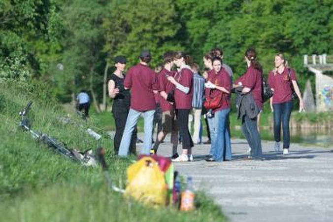Nepilnamečių darbuotojų šią vasarą niekam nereikia