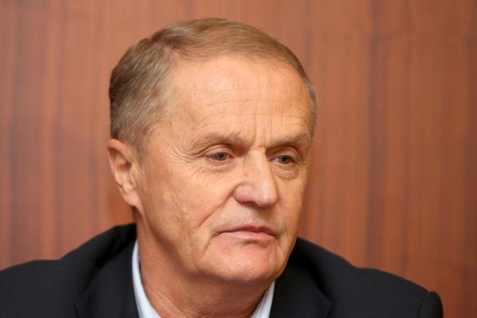 Atsakomybę prisiėmė, bet iš posto nesitraukia