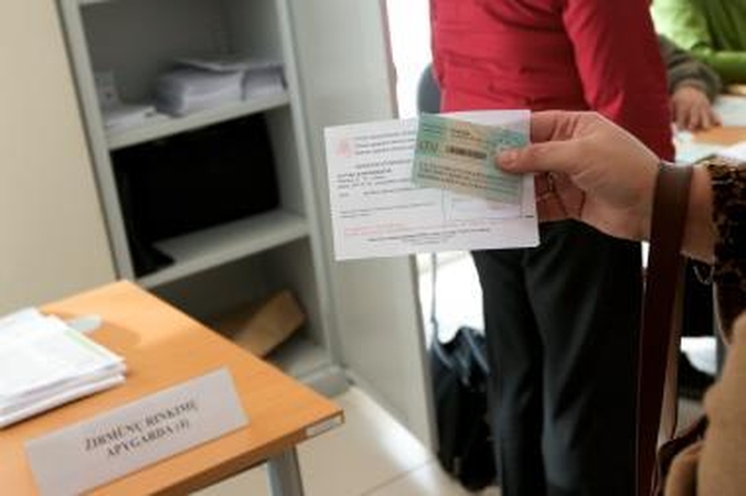 Lietuvos rusų sąjunga Vilniuje platina balsavimo biuletenius rusų kalba