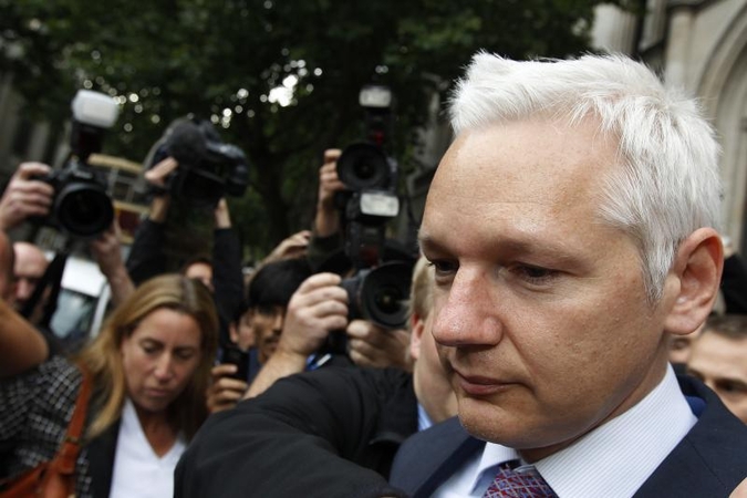 JAV atmeta „WikiLeaks“ įkūrėjui suteiktą diplomatinį prieglobstį