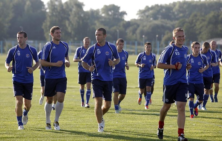 Geriausių pasaulio futbolo klubų reitinge „Ekranas“ nepakilo