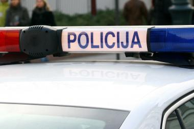 Palangoje pareigūnas sukėlė avariją