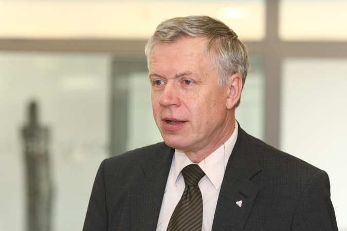 R.Kupčinskas siūlo lietuviškoms mokykloms Lenkijoje duoti 300 tūkst.lt