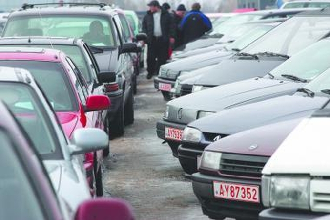 Automobilių verslui krizė nebaisi
