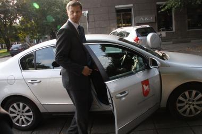 Iš ryto su dviračiu - vakare automobiliu