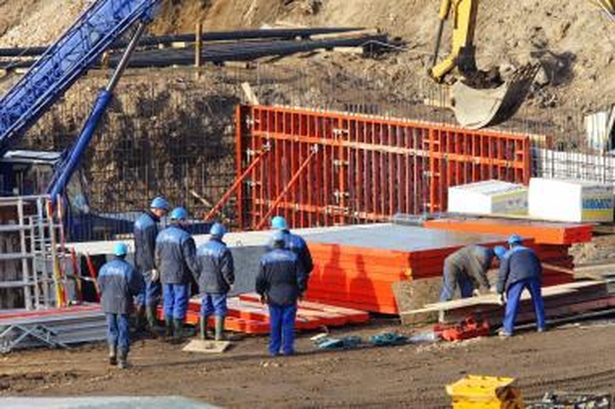Per pusantro mėnesio arenai - 10 tūkst. litų