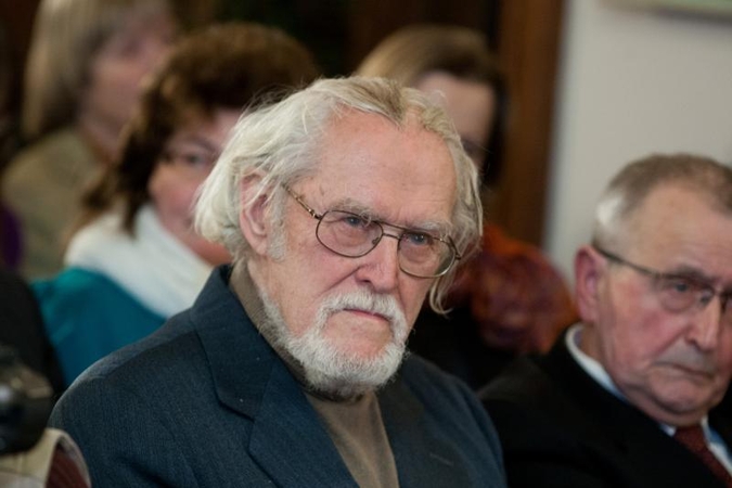 Premjeras pareiškė užuojautą dėl poeto Marcelijaus Martinaičio mirties