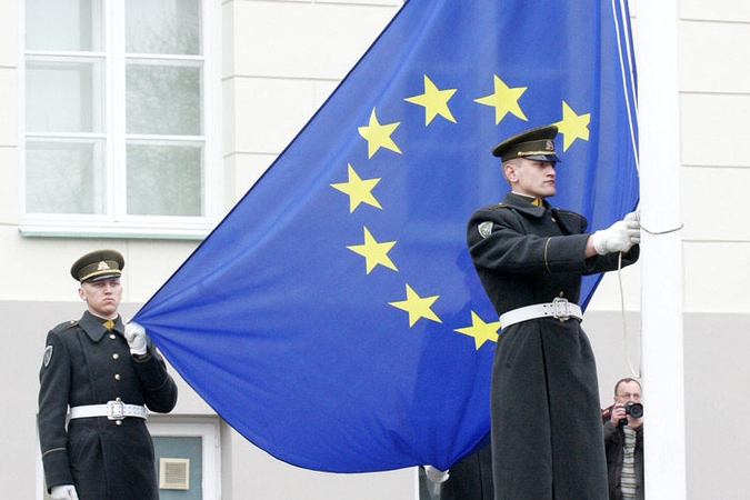 EK rekomenduoja liberalizuoti darbo rinką