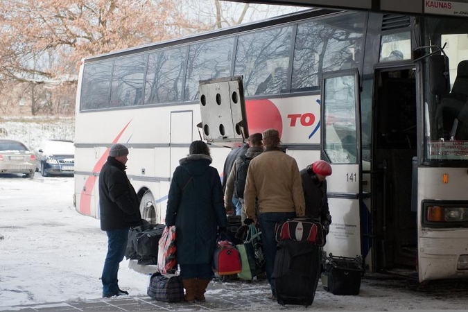 Ilgesnėms kelionėms autobusu - naujas reglamentas dėl keleivių teisių