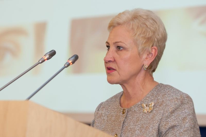 I.Degutienė siūlo dar metams apkarpyti parlamentines lėšas