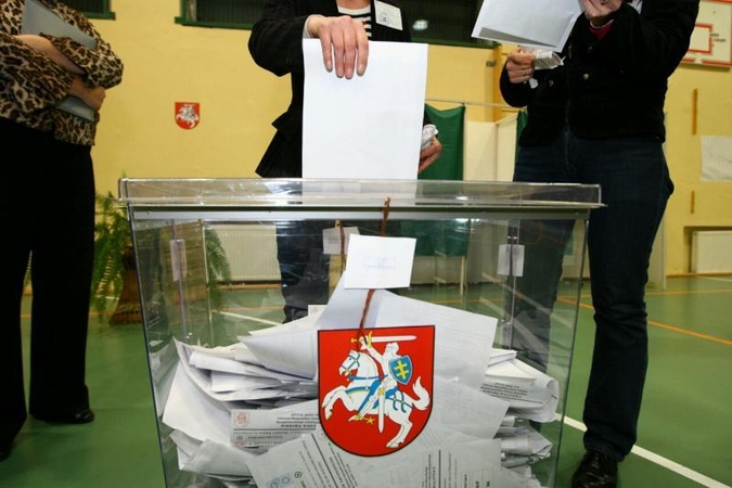 Varėnos policija tiria, ar rinkėjams buvo mokama po 10 litų