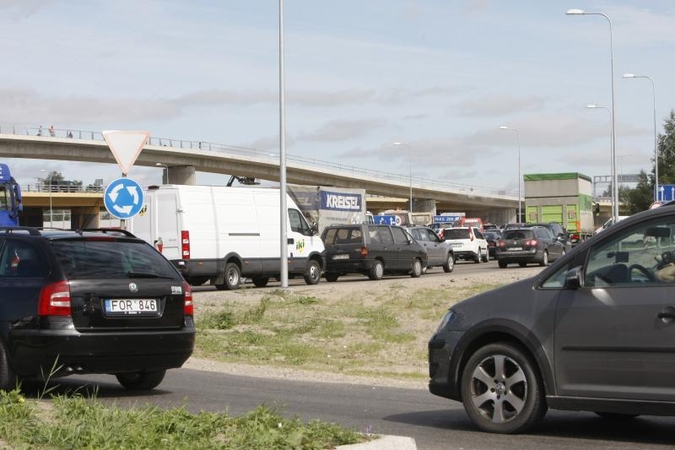 Rekonstruojamas Jakų žiedas užsikimšo   