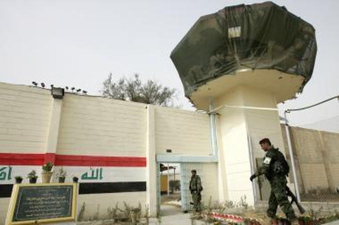 Abu Graibas vėl atidarytas
