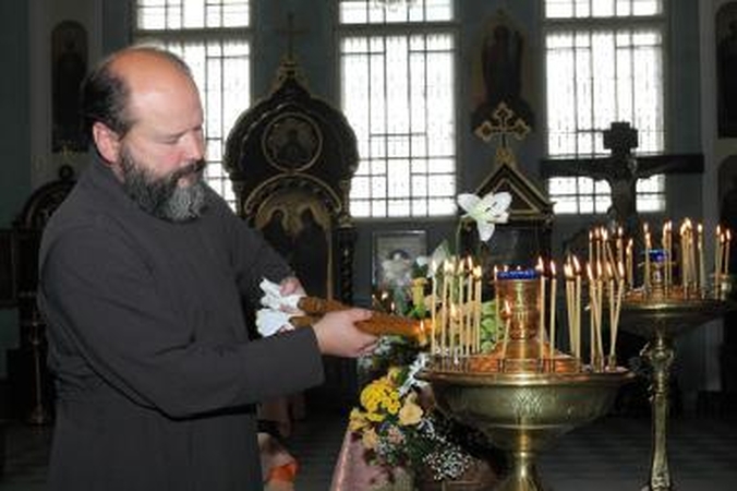 Kauno stačiatikiai atsisveikina su tėvu Anatolijumi