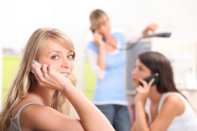 Pasaulyje jau įregistruota 6 mlrd. mobiliųjų telefonų numerių