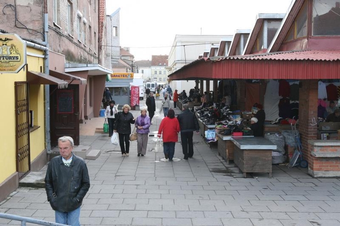 „Senojo turgaus“ įstatinis kapitalas kursto aistras