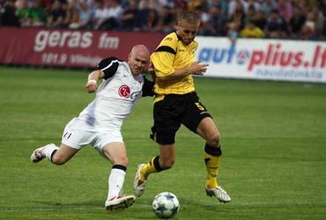 Anglijoje "Vėtra" nusileido "Fulham" tokiu pačiu rezultatu