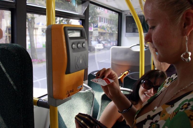 Kauno studentams - pažymėjimai su integruotu elektroniniu bilietu 