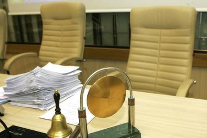S.Buškevičius rūpinsis energetika ir kinu, K.Kriščiūnas – miesto ūkiu, P.Mačiulis - kultūra ir švietimu