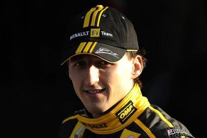 Sunkiai sužalotas lenktynininkas R.Kubica paprašė popiežiaus relikvijų