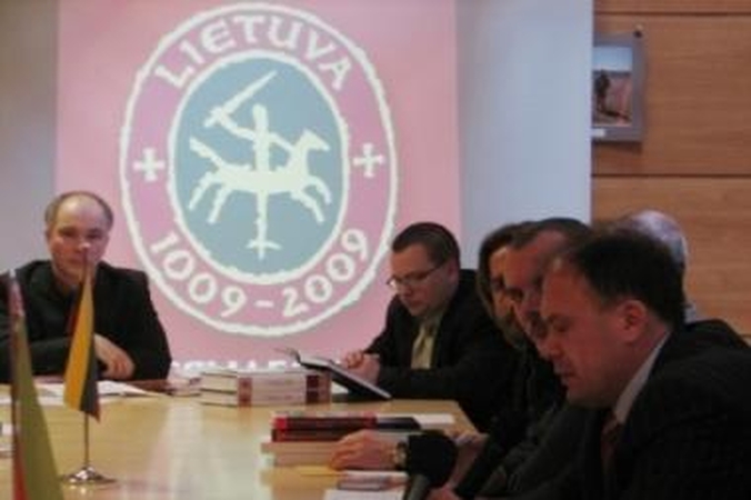 Minske diskutavo dviejų šalių istorikai