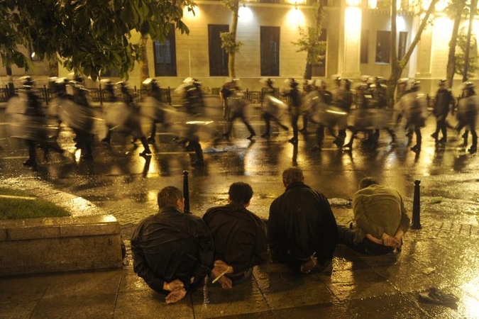 Gruzija: N. Burdžanadzės vyrui kaltinimai dėl išpuolių prieš policininkus organizavimo