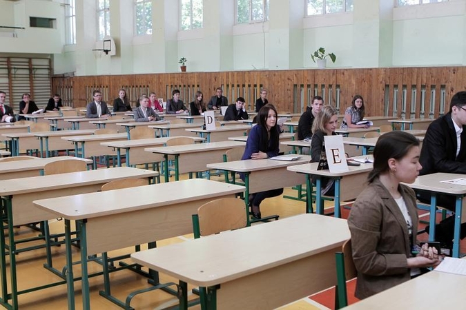 Atsisakyti lietuvių kalbos egzamino suvienodinimo neplanuojama