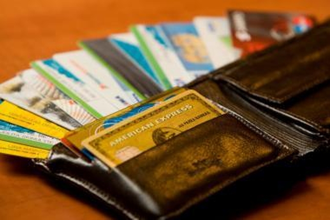 Šiaurės Airijoje pagautas suklastotomis kortelėmis atsiskaitinėjęs lietuvis