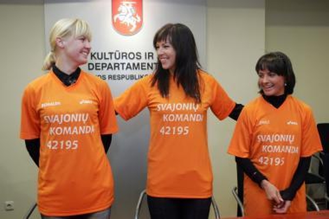 Maratono bėgikės sieks medalių komandinėje įskaitoje