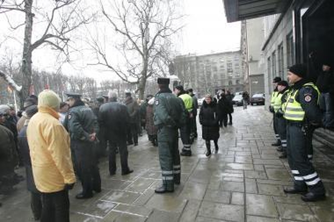 Policija ir meras ragina kauniečius nekelti riaušių