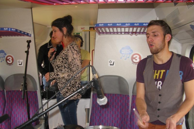 Pajudėjo muzikinis traukinys tarp Vilniaus ir Kauno