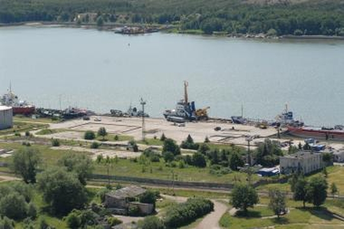 Keleivių ir krovinių terminalui - papildoma teritorija 