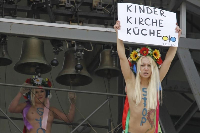Judėjimas „Femen“ protestuoja prieš abortų uždraudimą