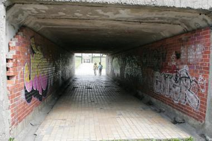 Požeminėje perėjoje užpuldinėjami žmonės