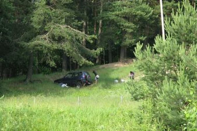Po Kleboniškį važinėjusiam visureigio vairuotojui gresia bauda