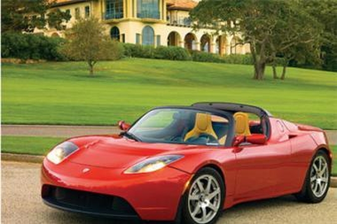 „Tesla Motors“ akcijų vertė padvigubėjo dėl naujo modelio?