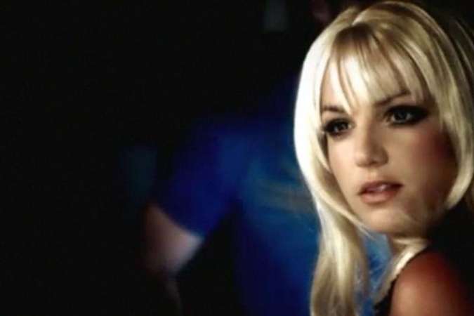 B.Spears Las Vegase pademonstravo sužadėtuvių žiedą