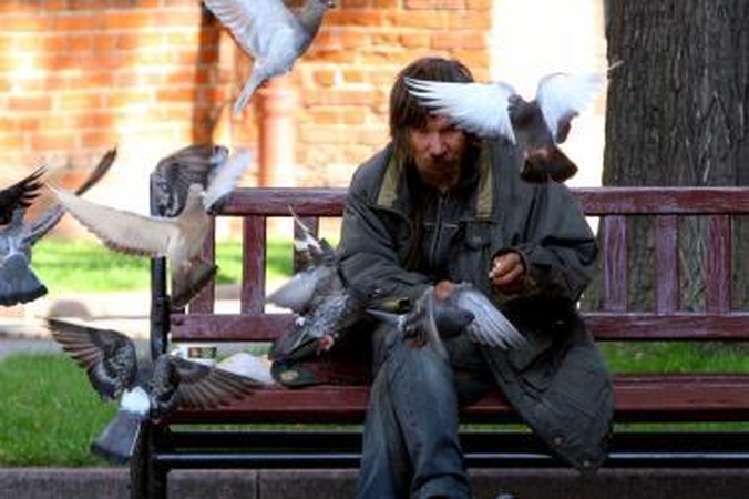 Valdančiųjų buldozeris toliau važiuoja per žmonių lūkesčius