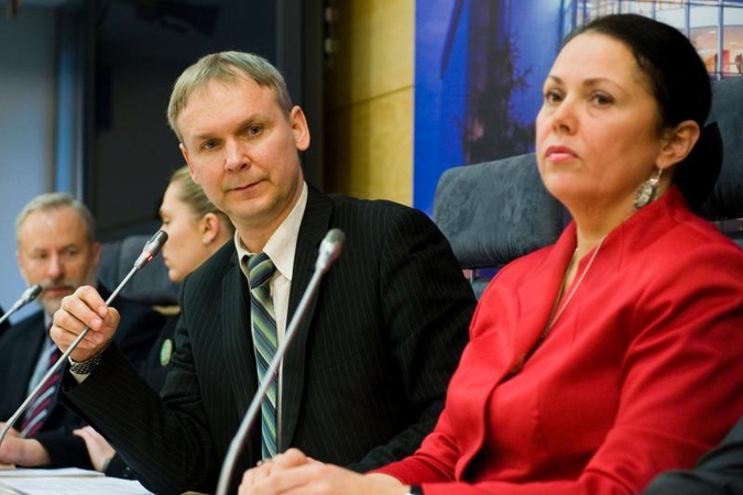 Seimūnas paprašė prokurorų išaiškinti, kas A. Stancikienei siūlė kyšį