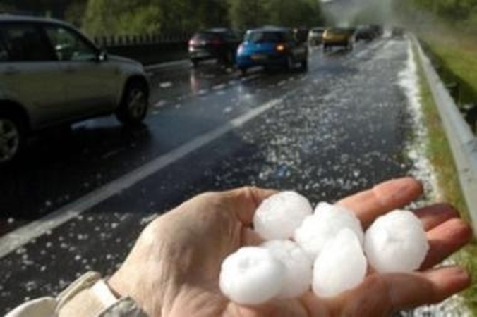 Audrų sezonas jau niokoja gyventojų turtą