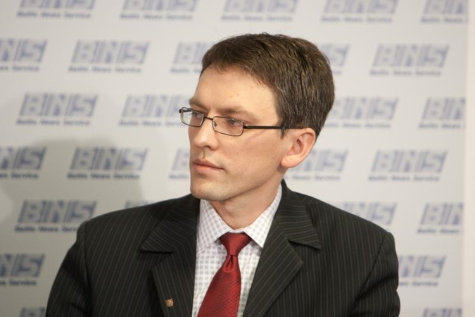 V. Bakas nebevadovaus nacionalinei pareigūnų profsąjungai