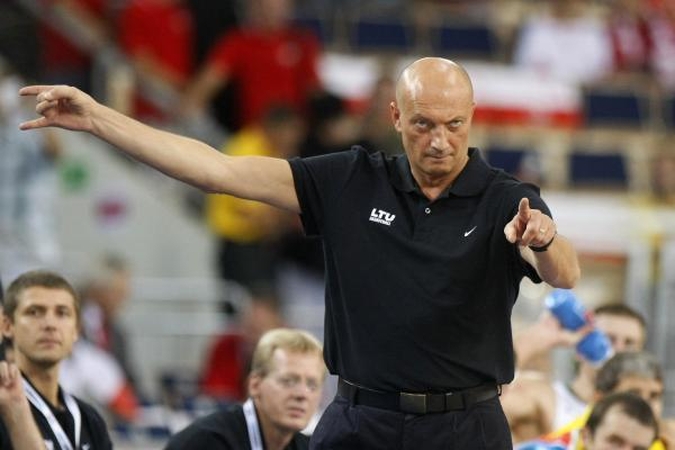R.Butauto komanda Latvijos vyrų krepšinio lygoje triuškina varžovus