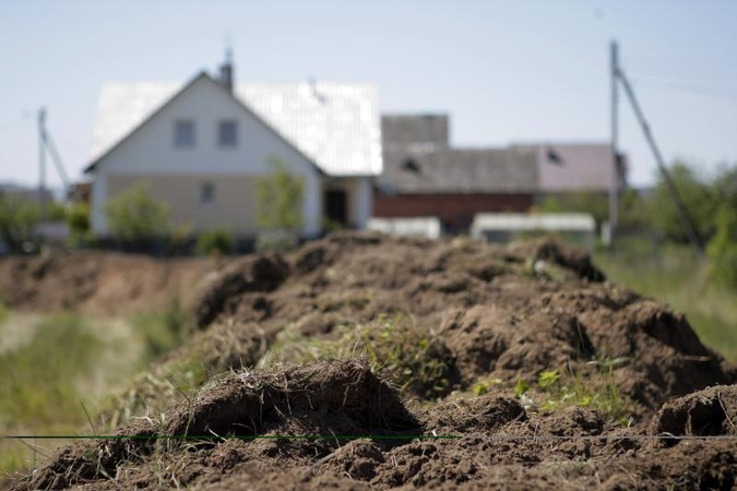 Klaipėdiečio žeme be jo žinios „pasirūpino“ sesuo