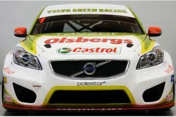Žvėriškame „Volvo C30“ - 405 AG 